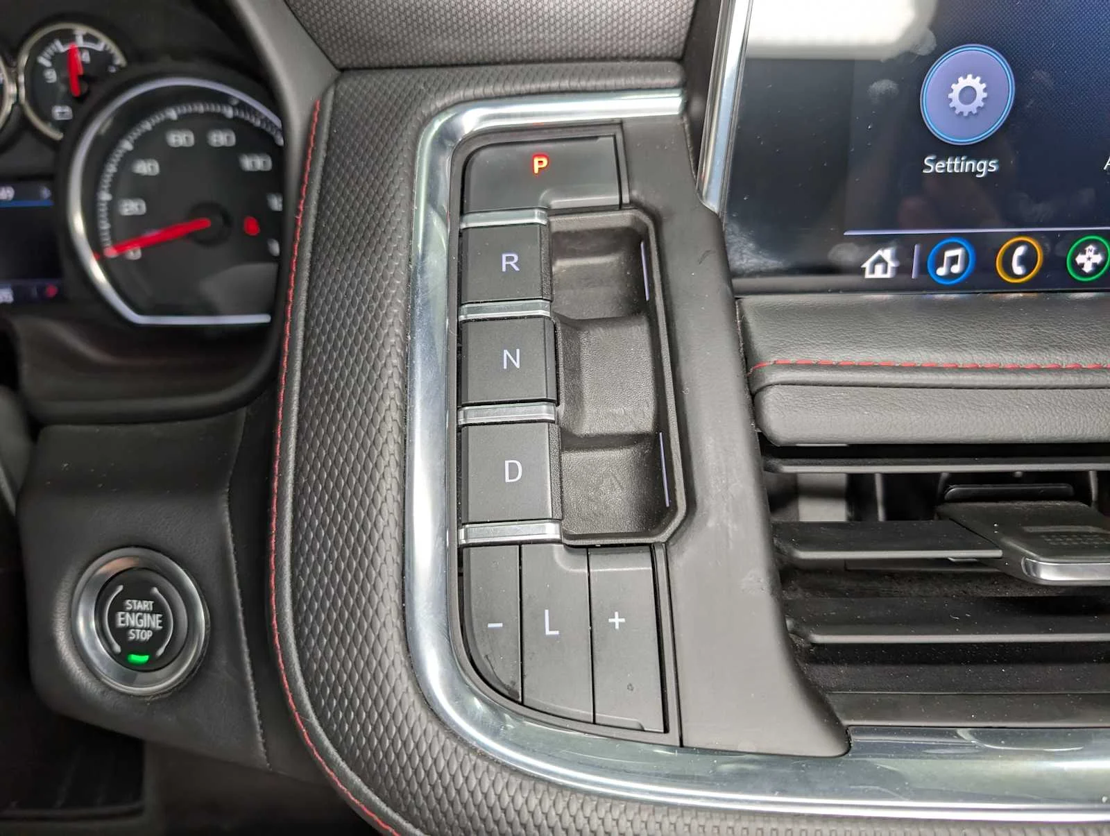 Used 2021 Shadow Gray Metallic Chevrolet RST image 33