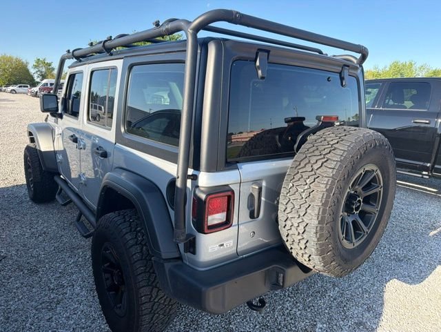 Used 2023 Silver Jeep Sport image 3