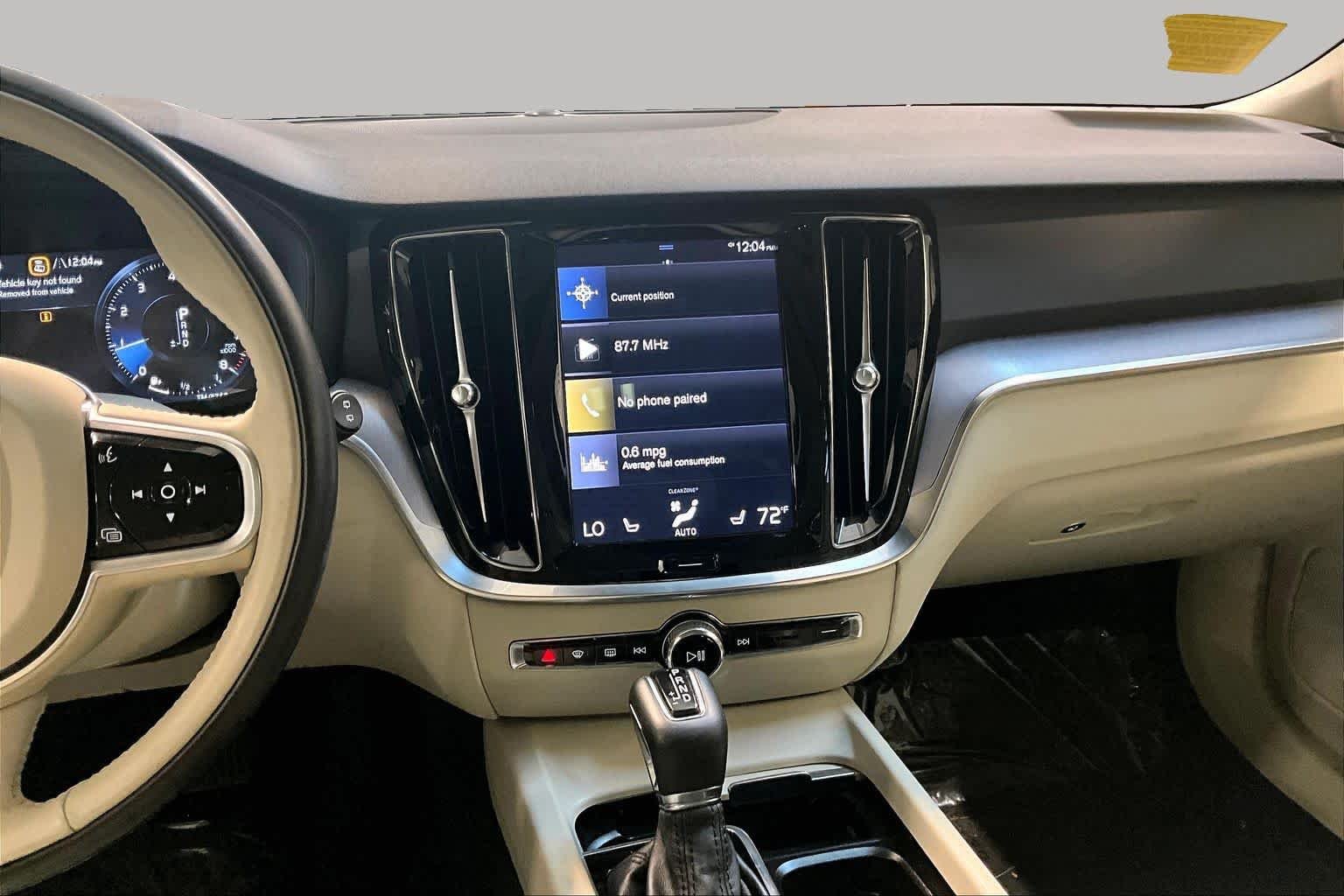 Pre-Owned 2020 Volvo V60 Cross Country