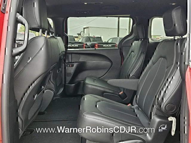2026 Chrysler Pacifica Select - Photo 6