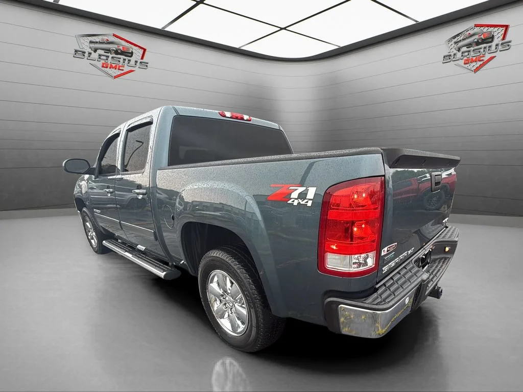 Used 2012 STEALTH GRAY METALLIC GMC SLT image 3