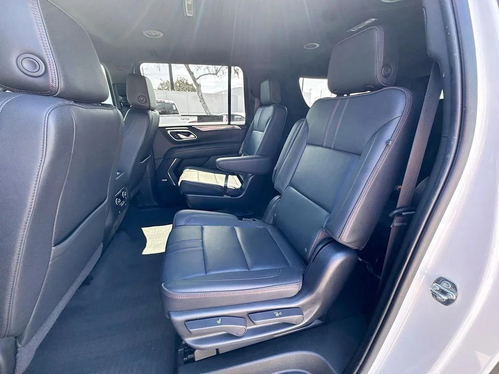 2022 Chevrolet Suburban RST - Photo 21