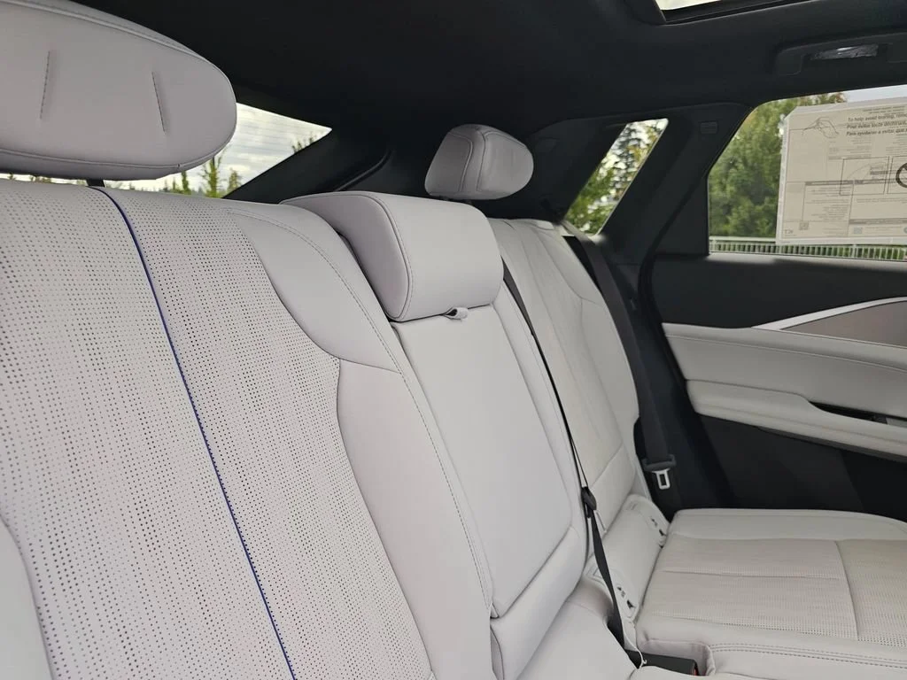 New 2027 Vibrant White Tricoat Cadillac Sport image 13