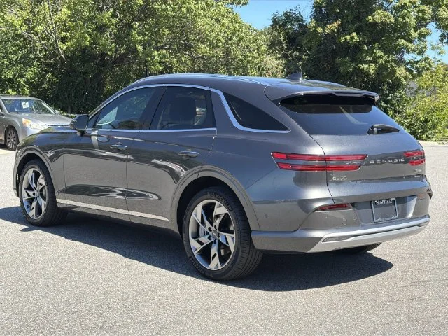 Used 2023 Gray Genesis Advanced image 11