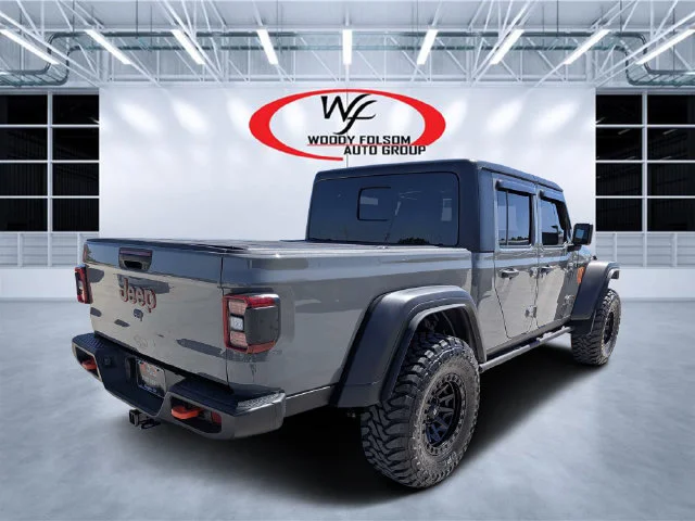 Used 2023 Gray Jeep Mojave image 5
