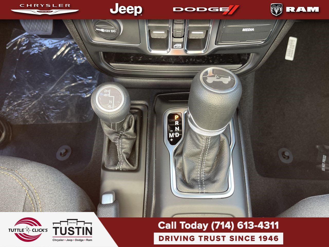 New 2026 Bright White Clearcoat Jeep California Edition image 25