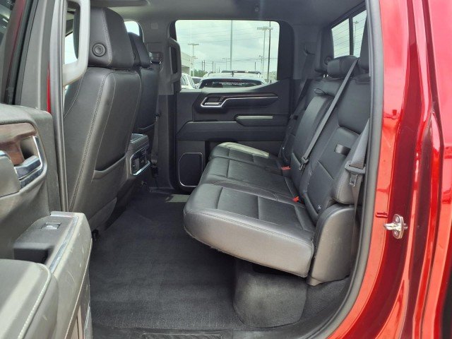 2023 GMC Sierra 1500 SLT - Photo 12