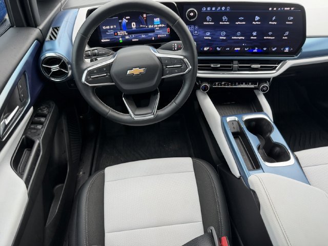 2026 Chevrolet Equinox EV 2LT - Photo 16