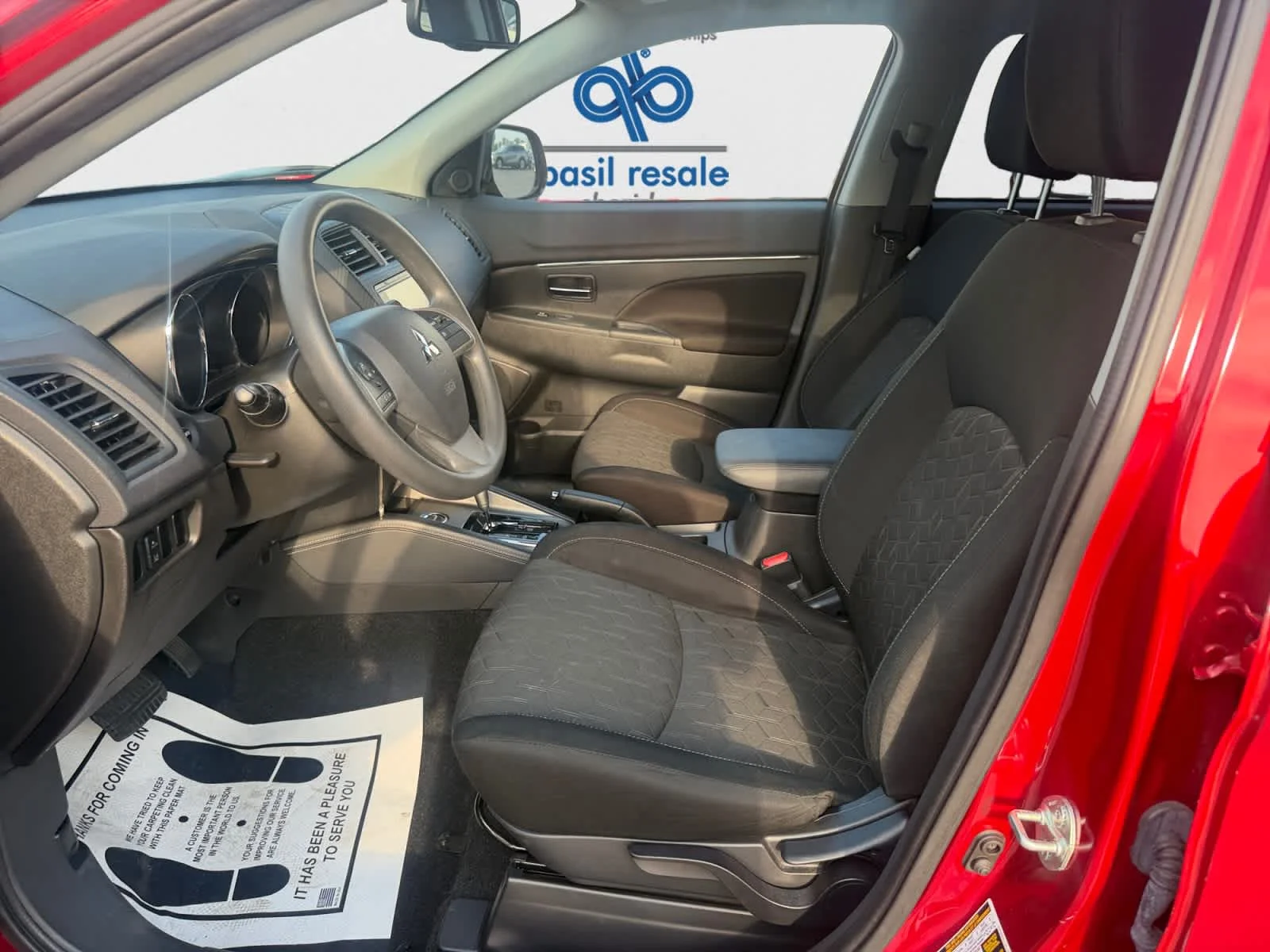 Used 2024 Red Diamond Mitsubishi ES image 11