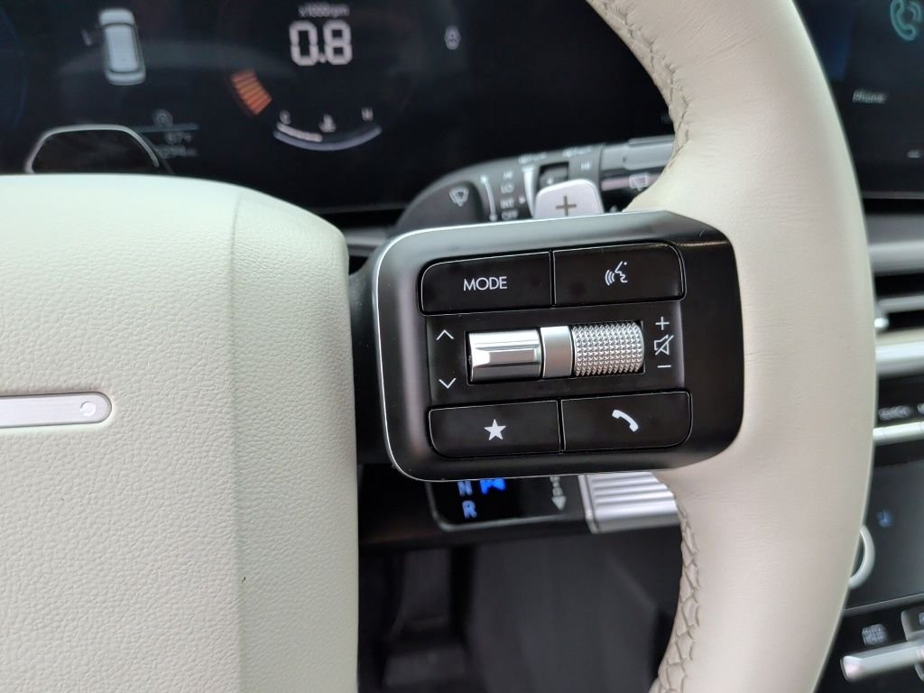 Used 2026 White Hyundai SEL image 16