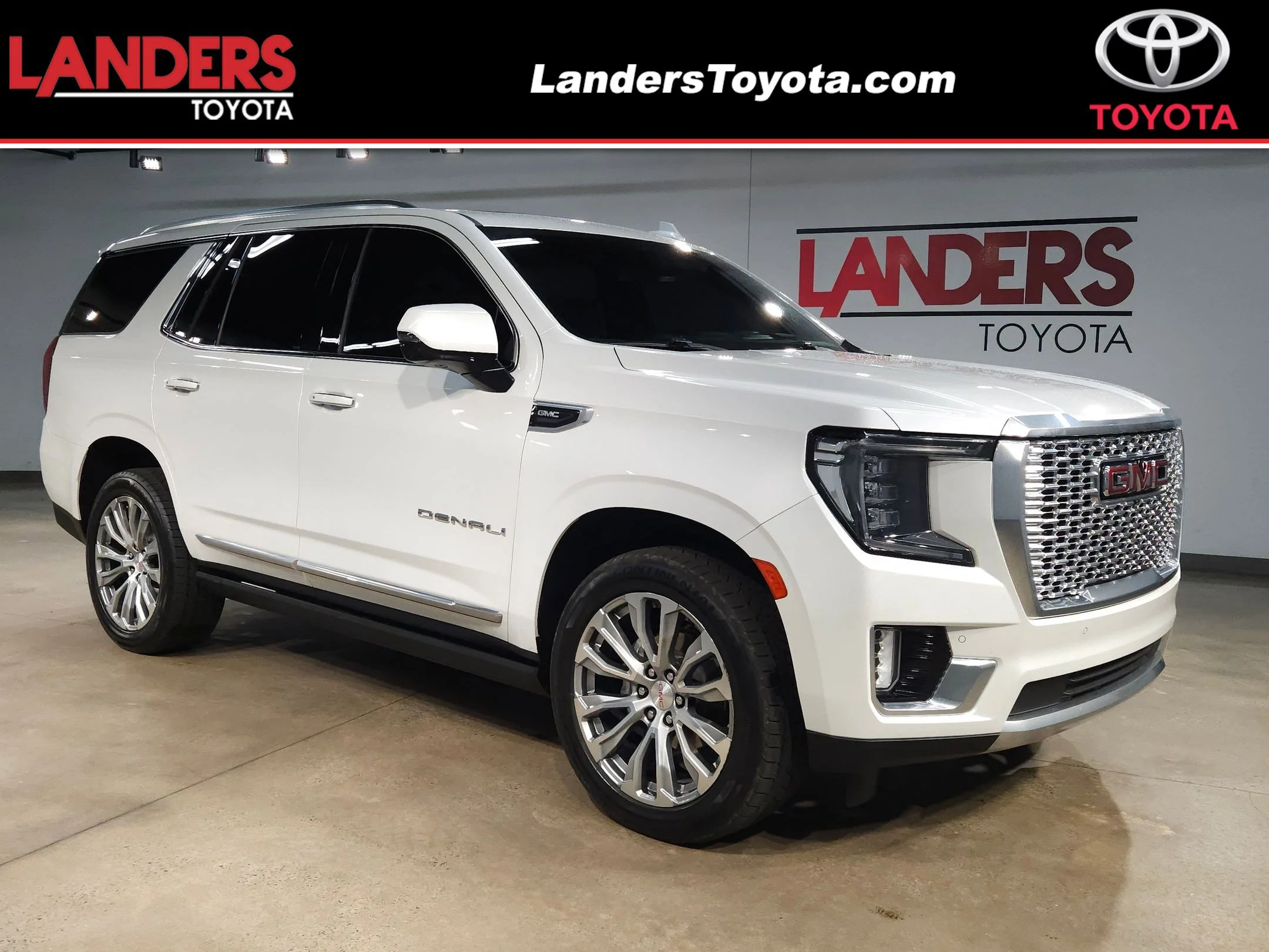 2023 GMC Yukon 4WD Denali's photo