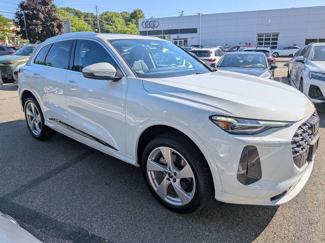 2025 Audi Q5 2.0T Premium Plus