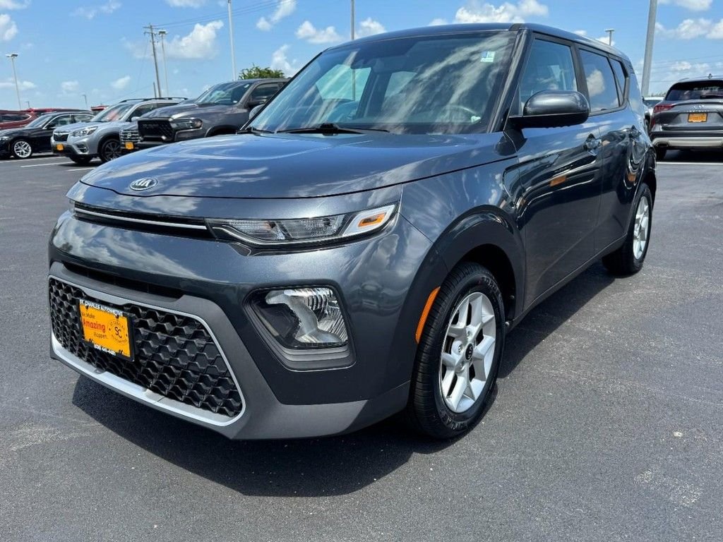 Used 2020 Gray Kia S image 8
