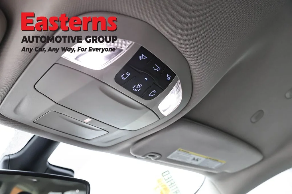 Used 2023 Silver Chrysler LX image 21