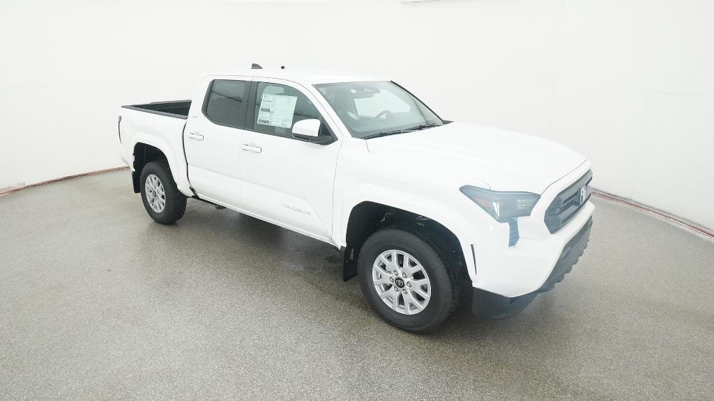 2025 Toyota Tacoma SR5 - Photo 12