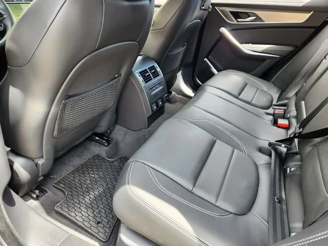 Used 2026 Gray Jaguar P250 R-Dynamic S image 21