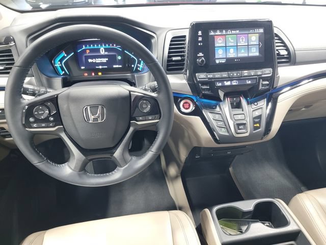 Used 2022 Red Honda Touring image 27
