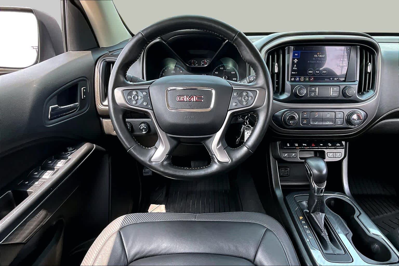 Used 2022 Satin Steel Metallic GMC 4WD AT4 w/Leather image 6