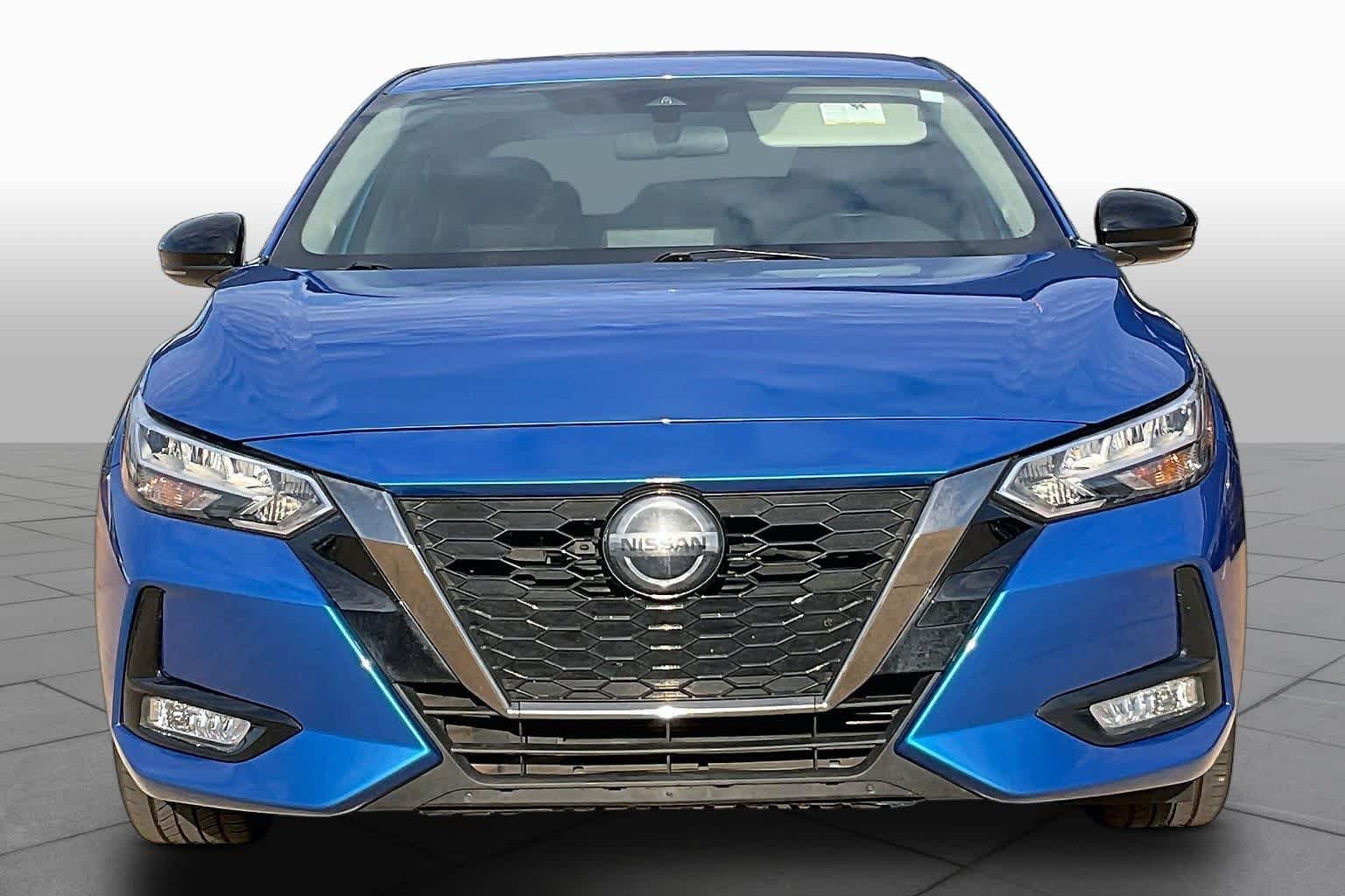 Used 2023 Electric Blue Metallic Nissan SR image 3