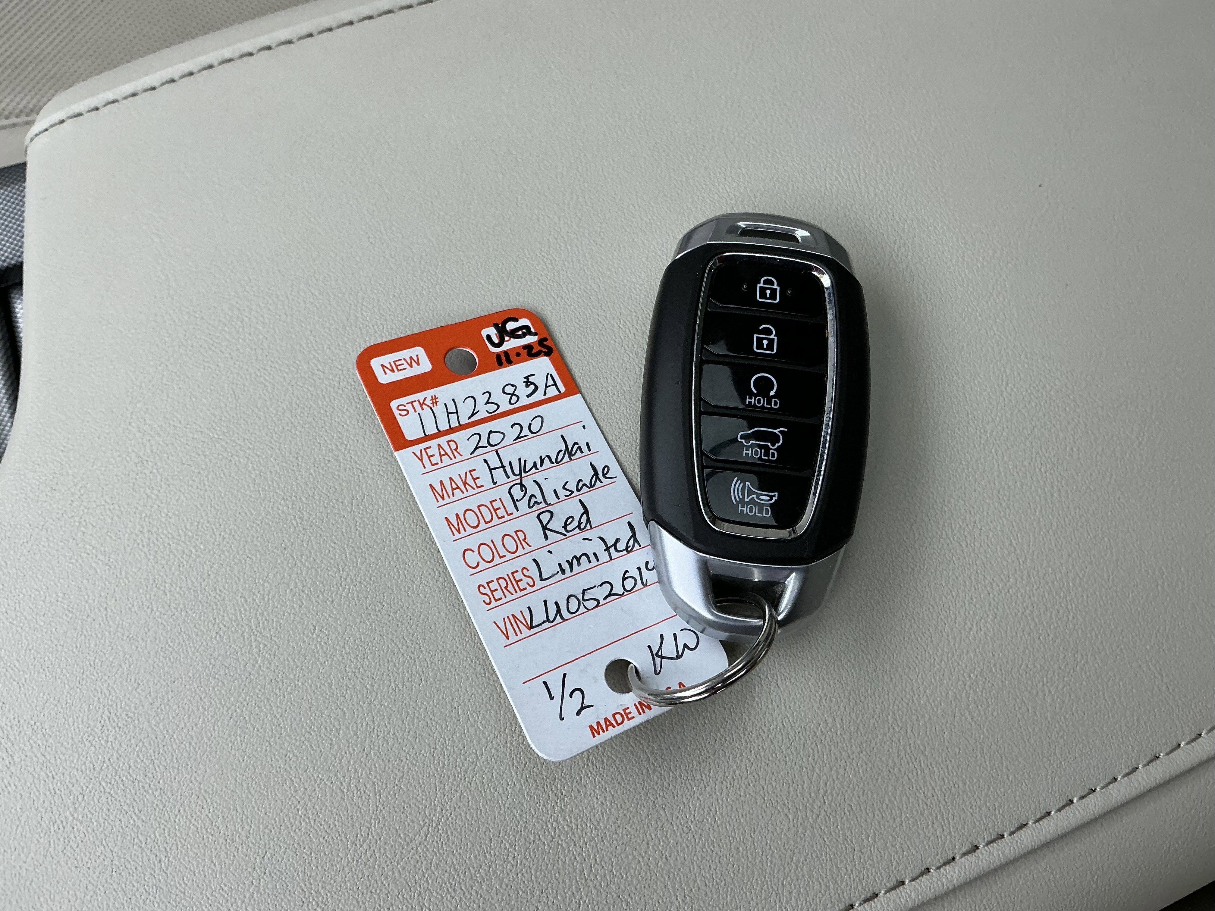 Certified Used 2020 Sierra Burgundy Hyundai Limited image 8