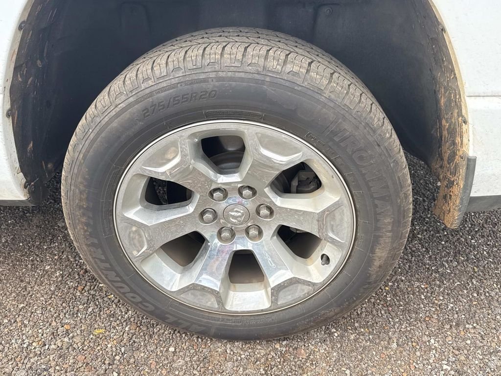 Used 2019 White Ram Big Horn/Lone Star image 6