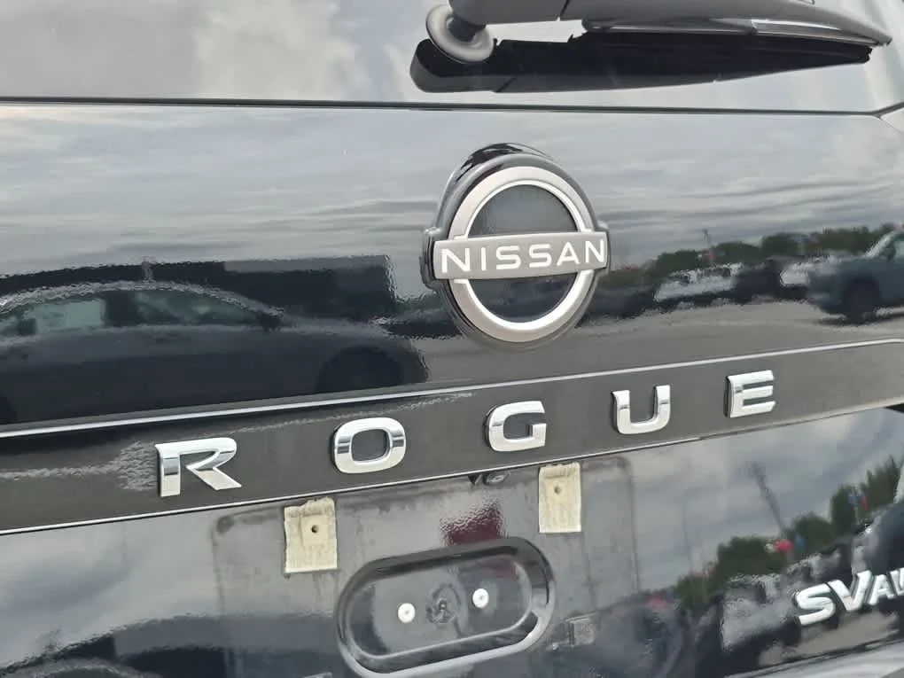 Certified Used 2023 Super Black Nissan SV image 21