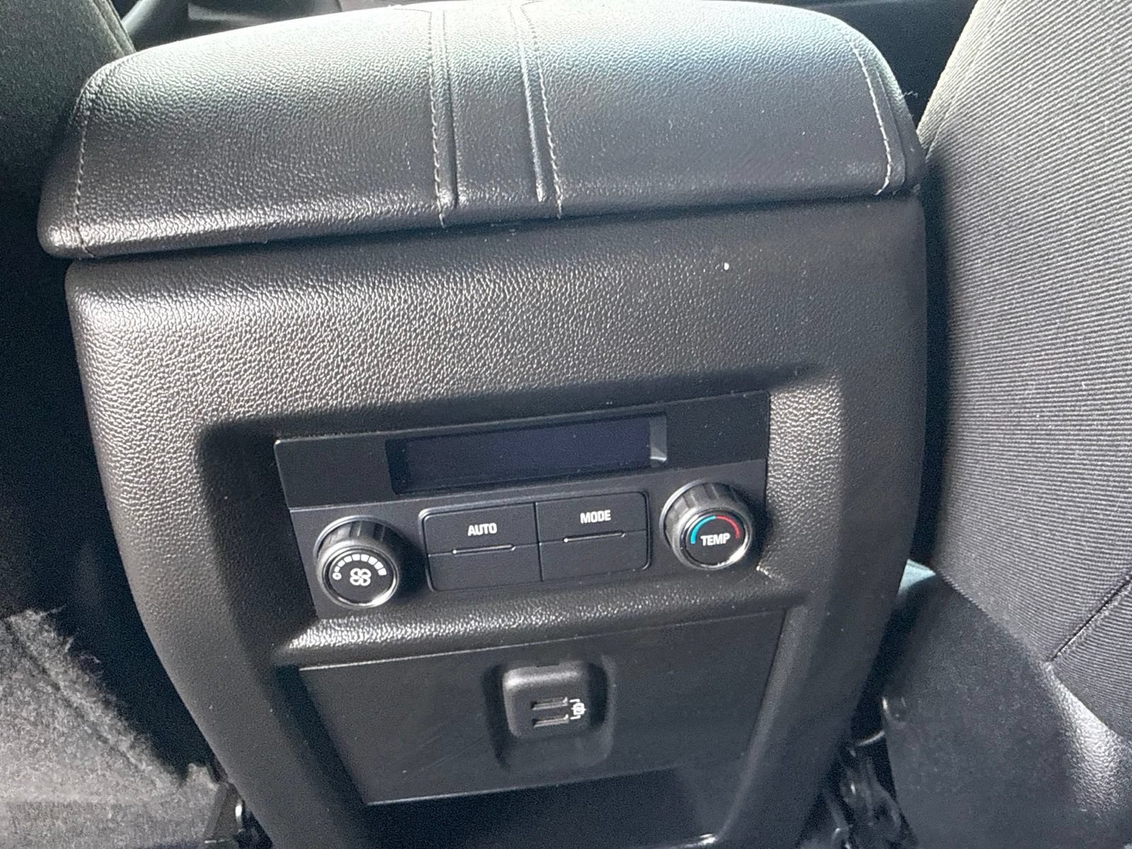Used 2023 Summit White Chevrolet LT Cloth image 18