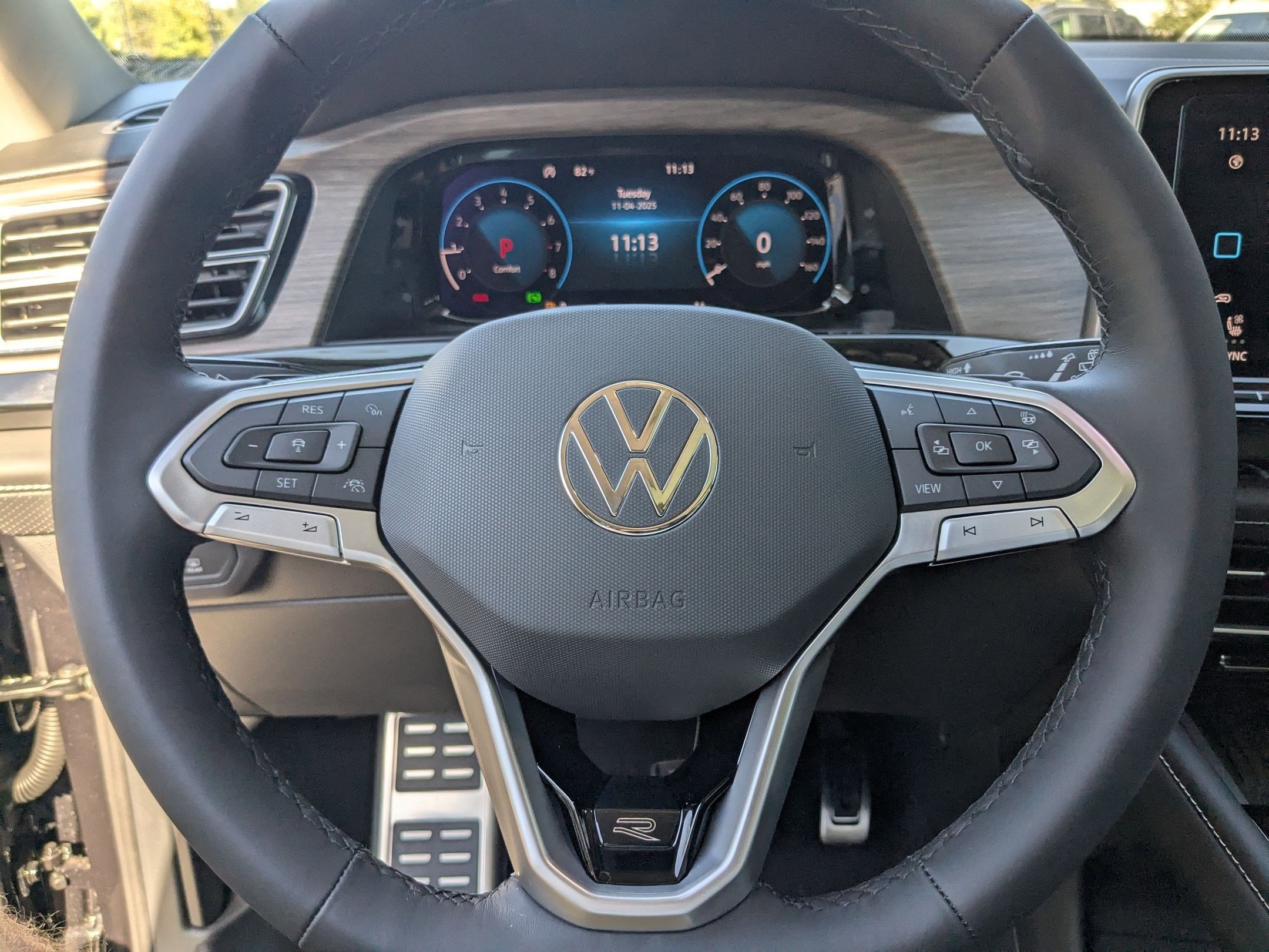 New 2026 Deep Black Pearl Volkswagen 2.0T SEL Premium R-Line image 9