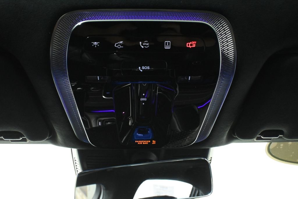 Certified Used 2025 Black Mercedes-Benz S 580 image 20