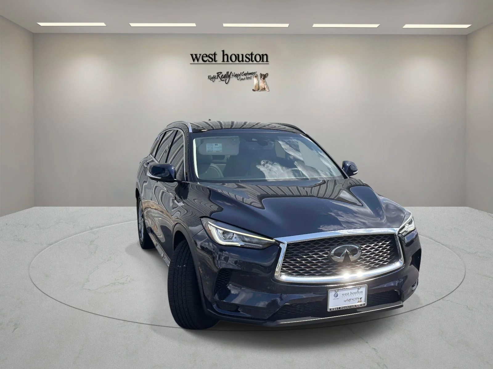 Used 2023 Hermosa Blue INFINITI LUXE image 3