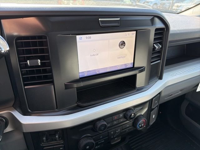 New 2026 Oxford White Ford F-350® XL image 19