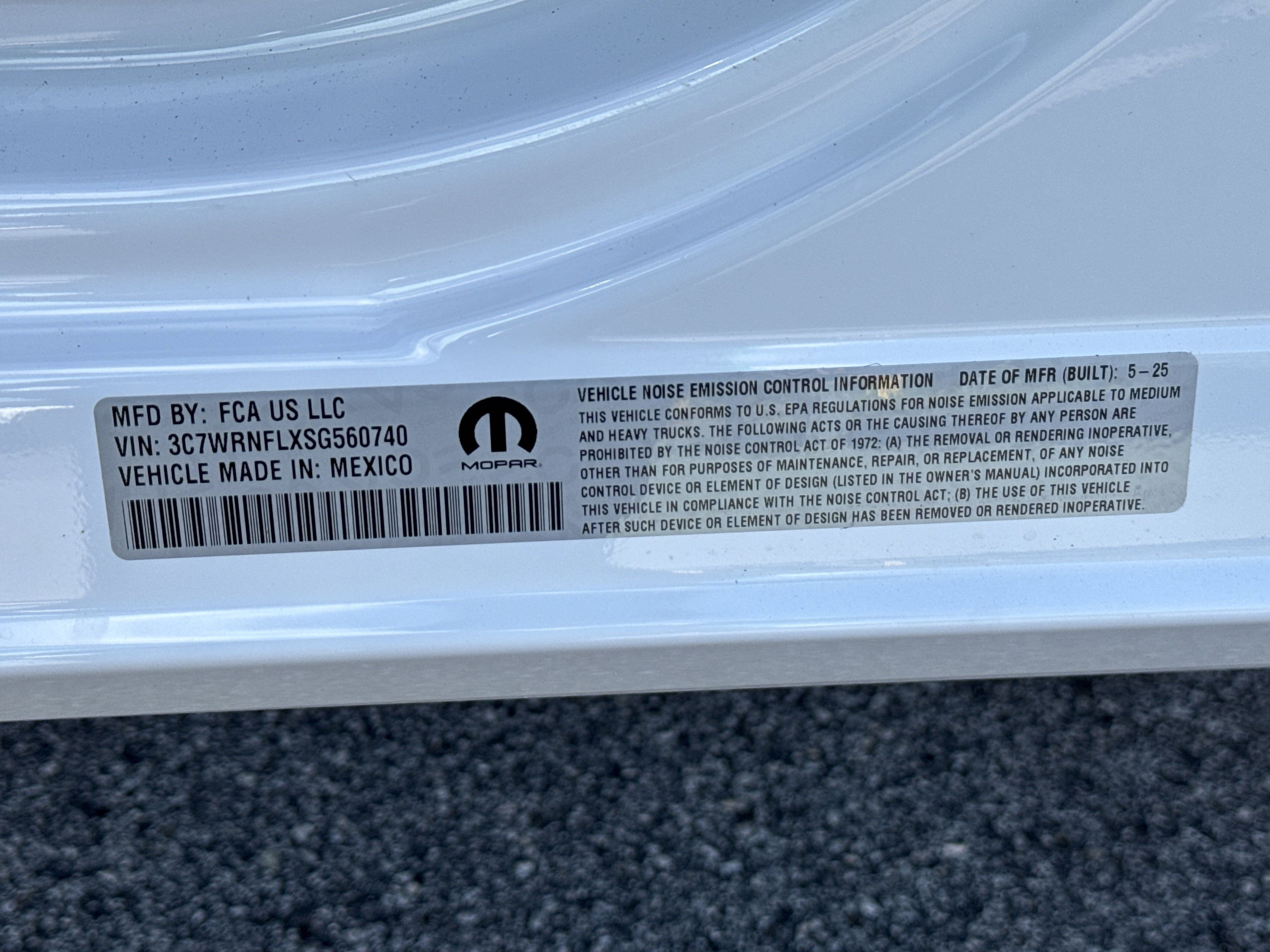 New 2025 Bright White Clearcoat RAM Tradesman image 40