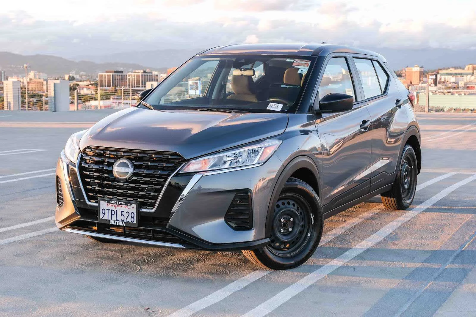 2025 Nissan KICKS PLAY