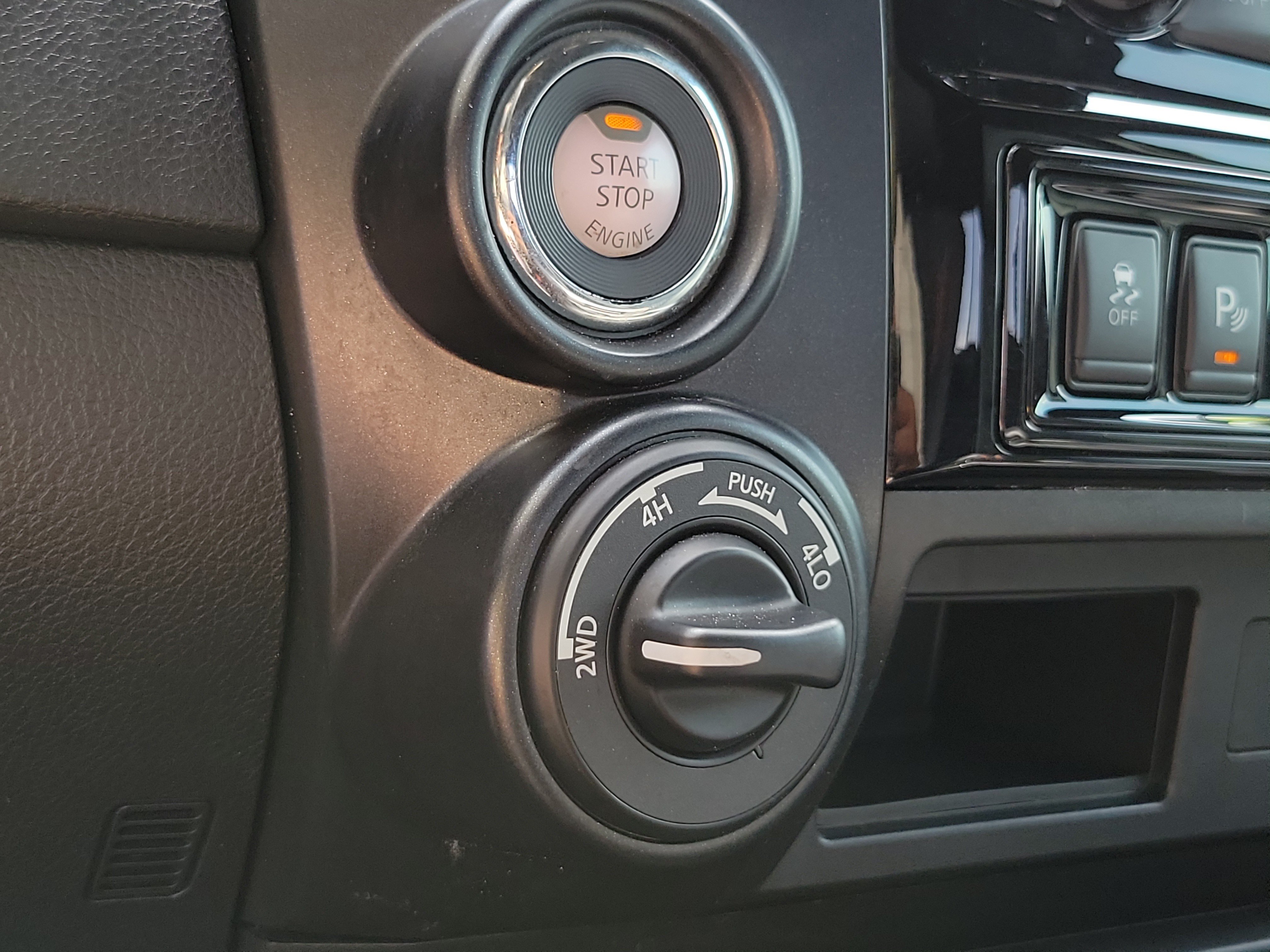 Used 2024 Gun Metallic Nissan PRO-4X image 9
