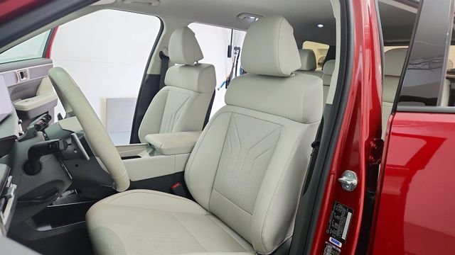 Used 2026 Red Hyundai SEL image 17