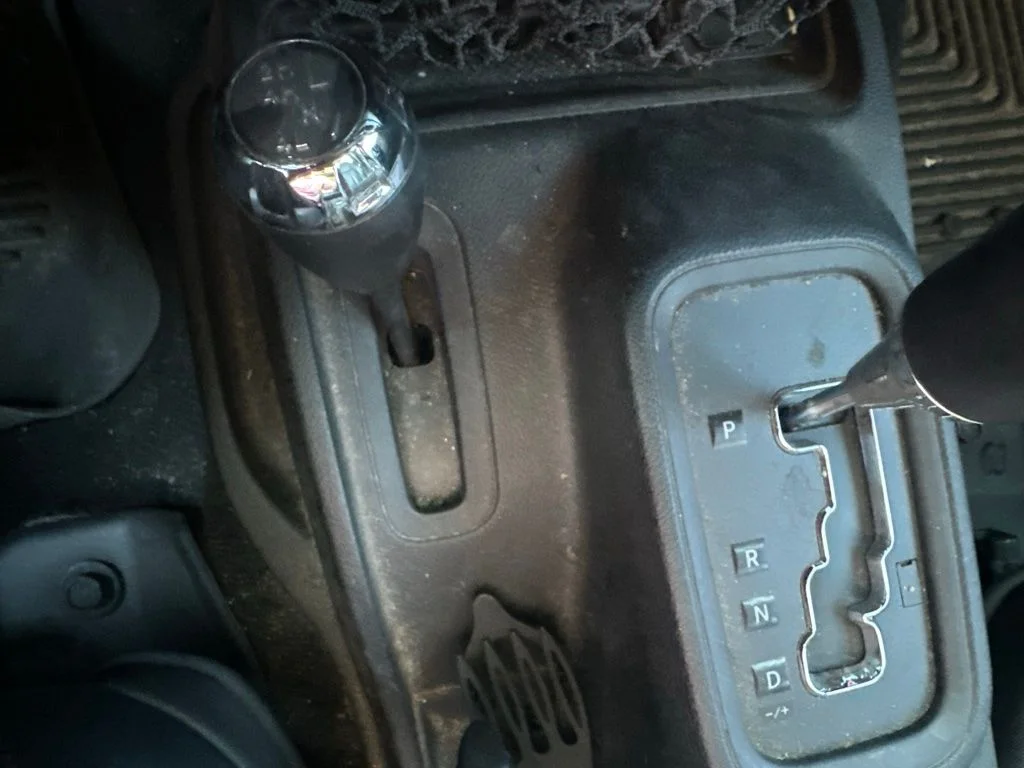 Used 2017 Black Jeep Unlimited Sahara image 17
