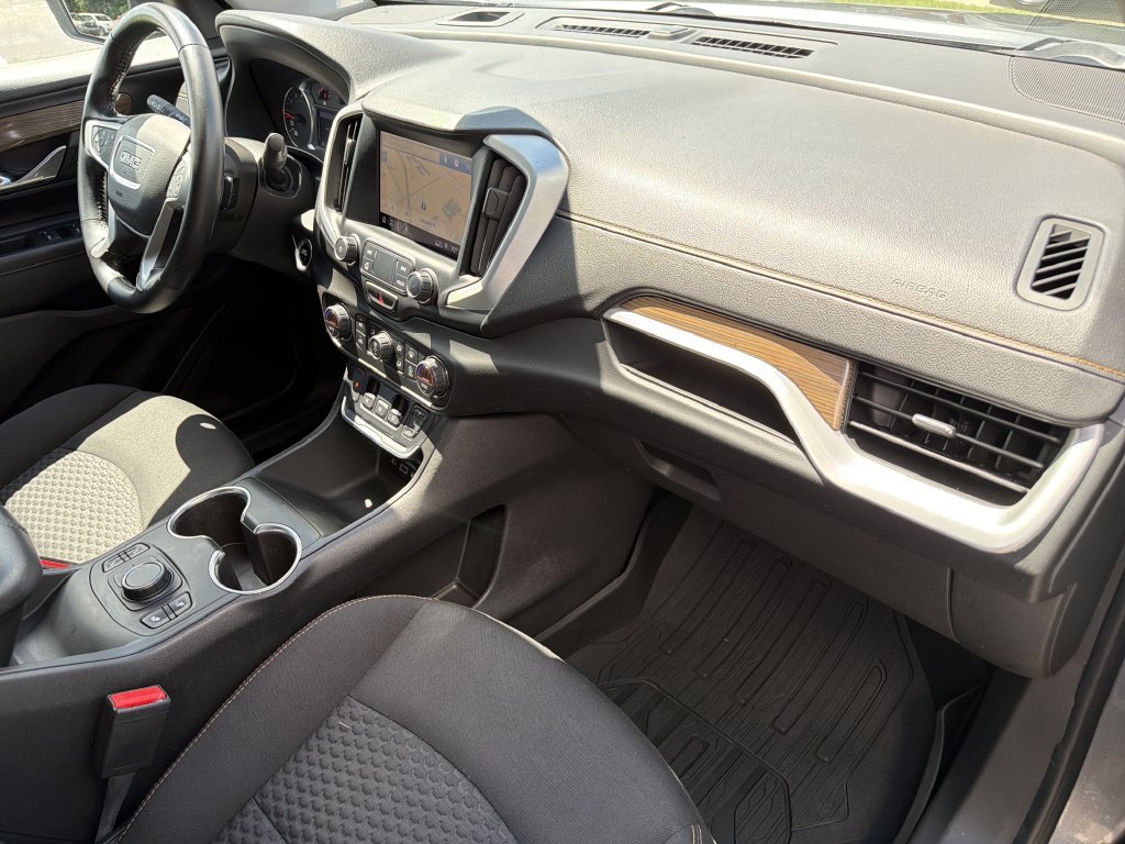 2020 GMC Terrain SLE - Photo 17