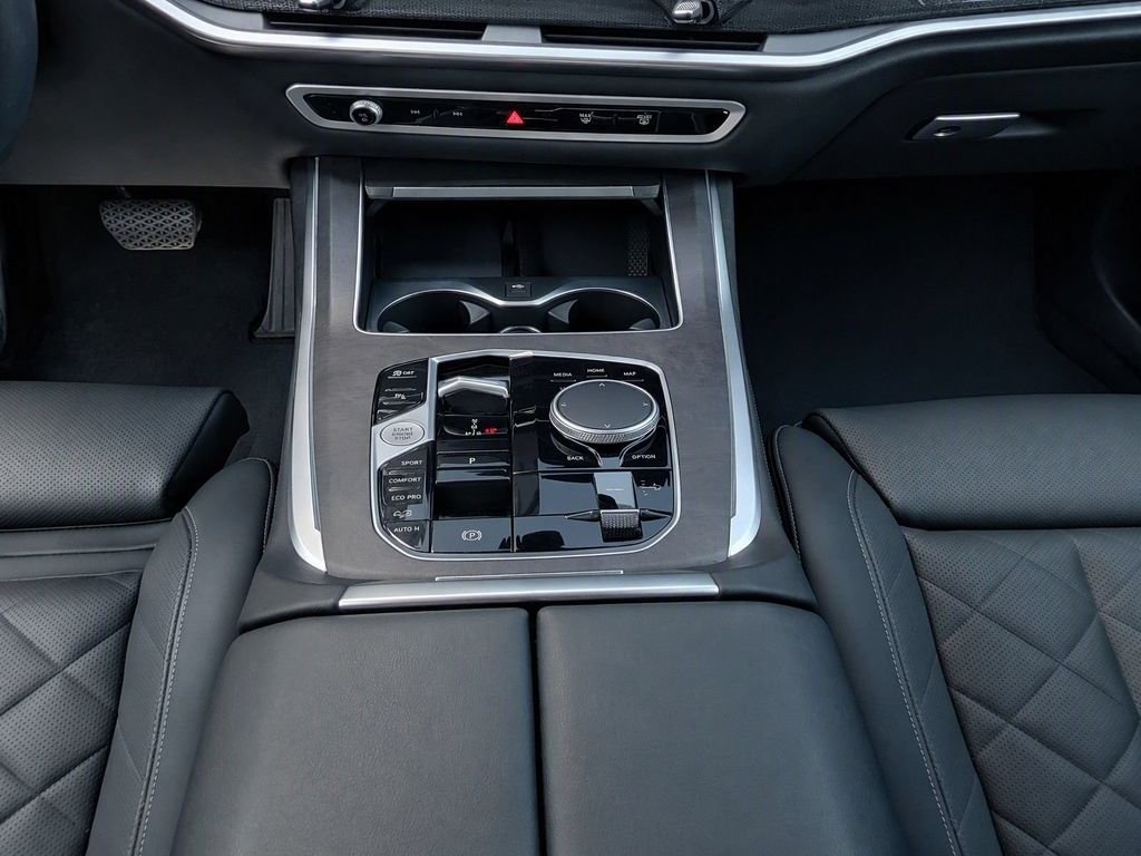 Certified Used 2025 Black Sapphire Metallic BMW xDrive40i image 28