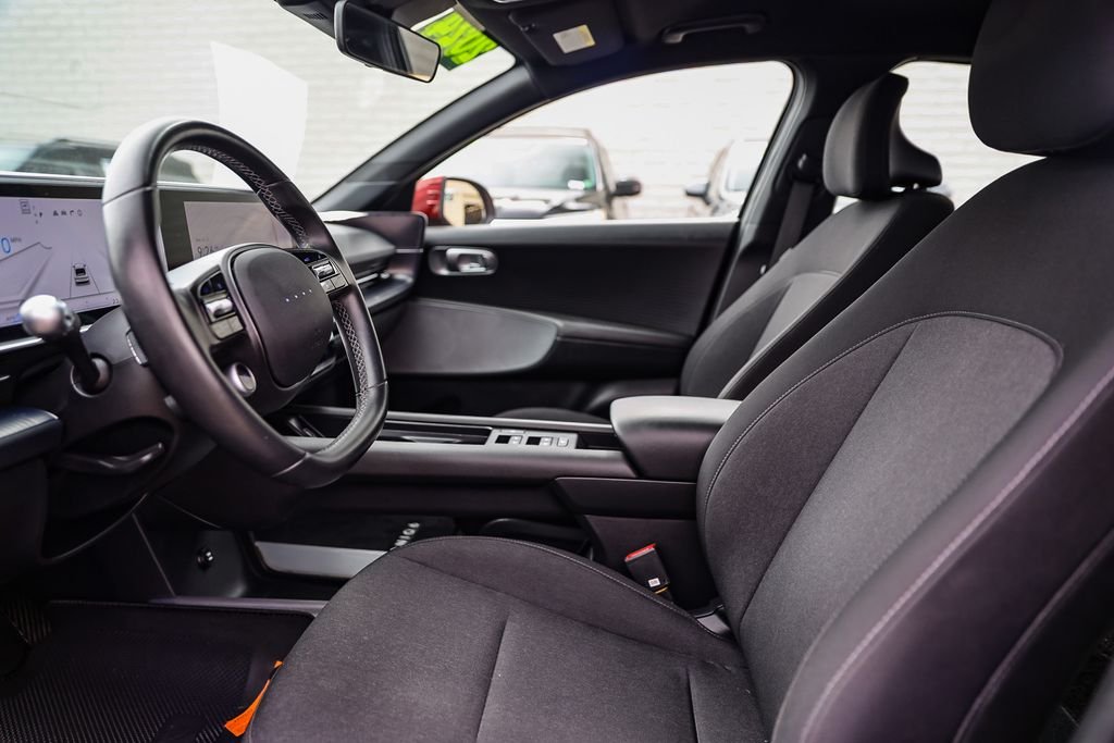 2024 Hyundai IONIQ 6 SE - Photo 18