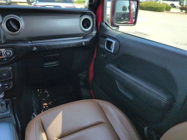 Certified Used 2023 Firecracker Red Clearcoat Jeep Rubicon image 17