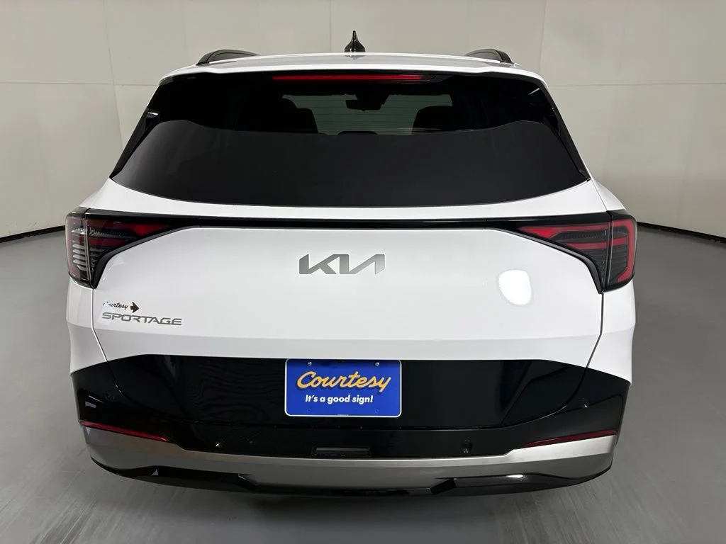 New 2026 White Kia SX-Prestige image 7