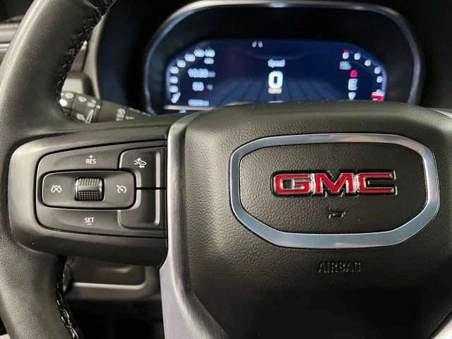 2024 GMC Yukon SLT - Photo 29