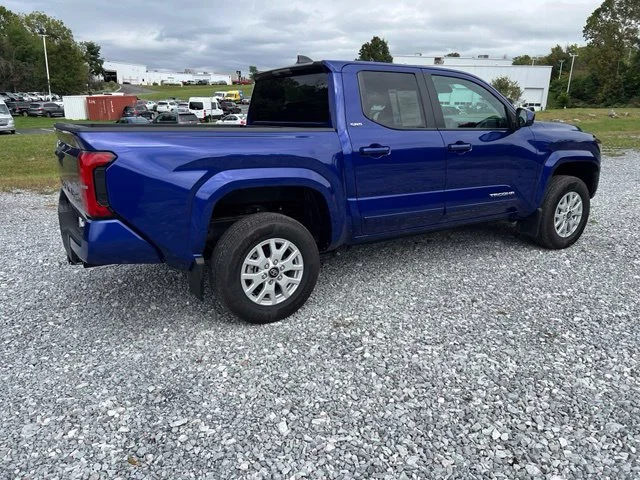 Used 2025 Blue Toyota SR5 image 5