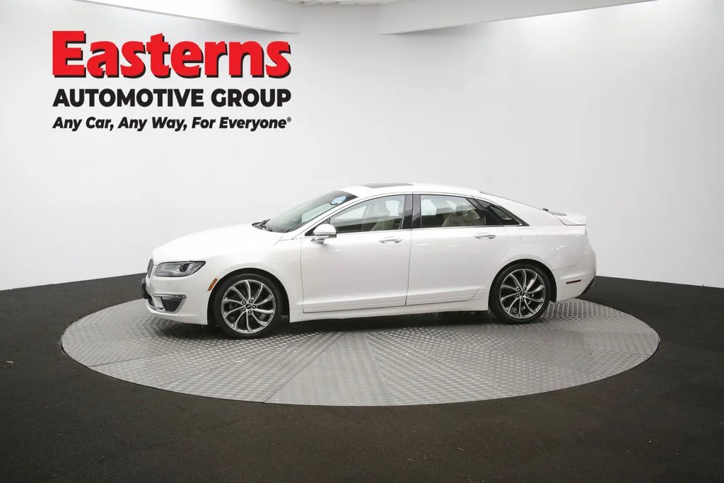 Used 2019 White Lincoln Reserve image 60
