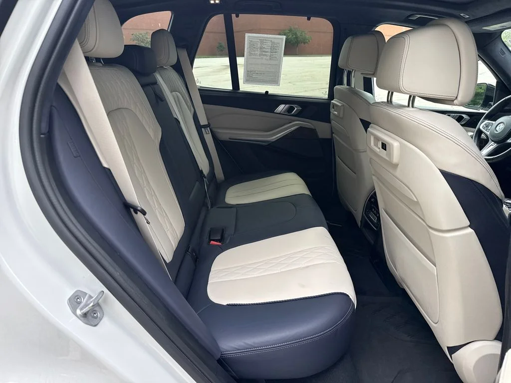 Used 2021 White BMW xDrive45e image 29