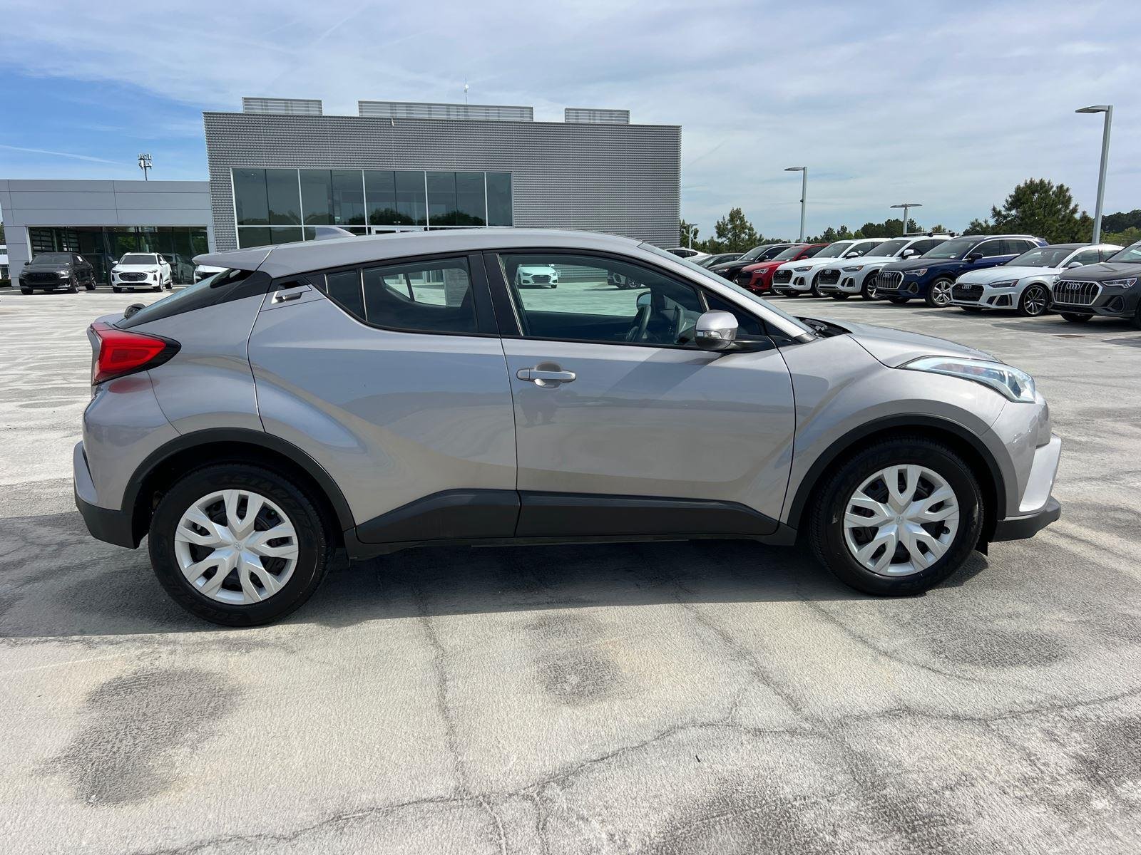 Used 2019 Silver Knockout Metallic Toyota LE image 4