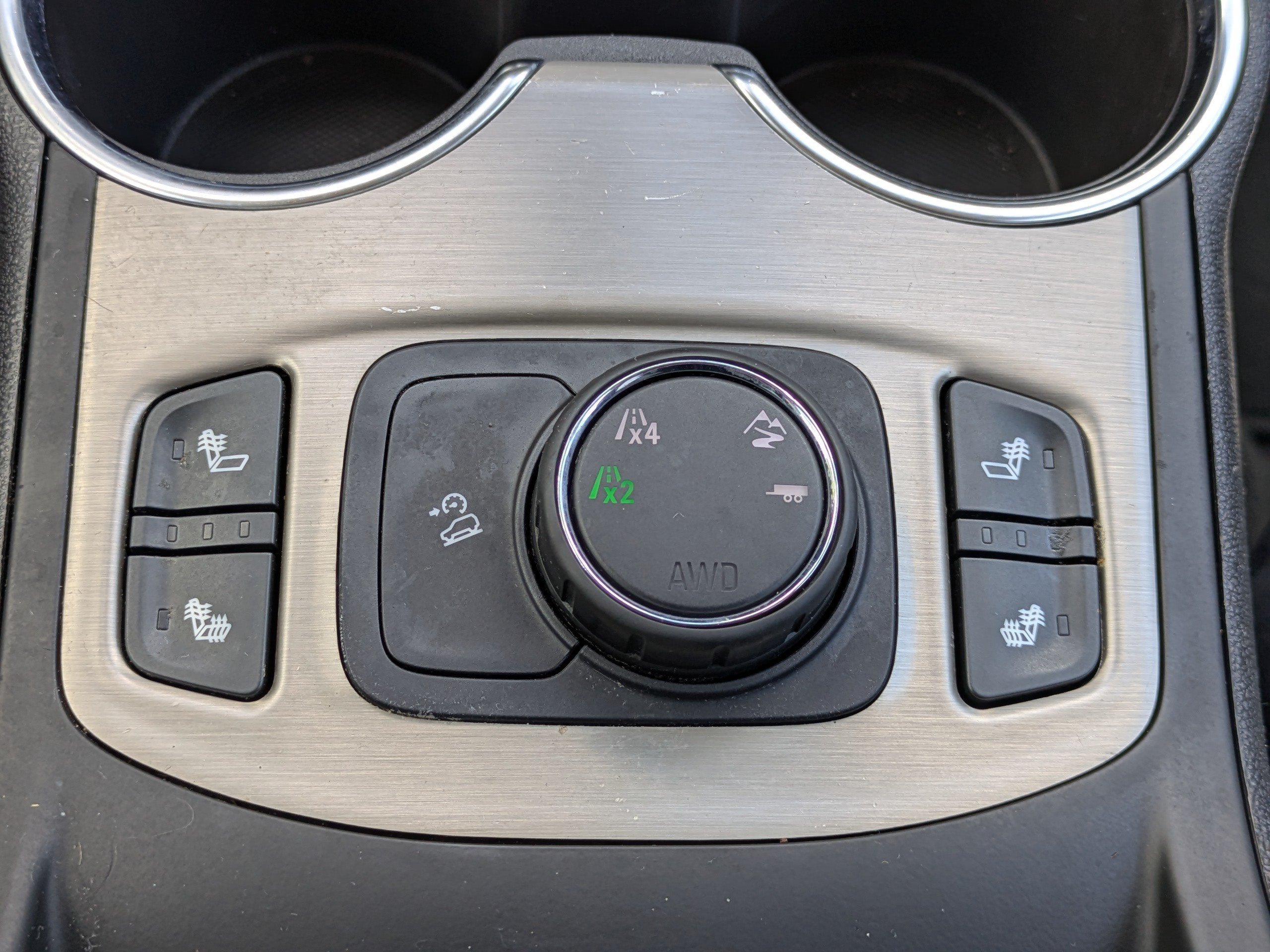 Used 2018 Summit White GMC DENALI image 24
