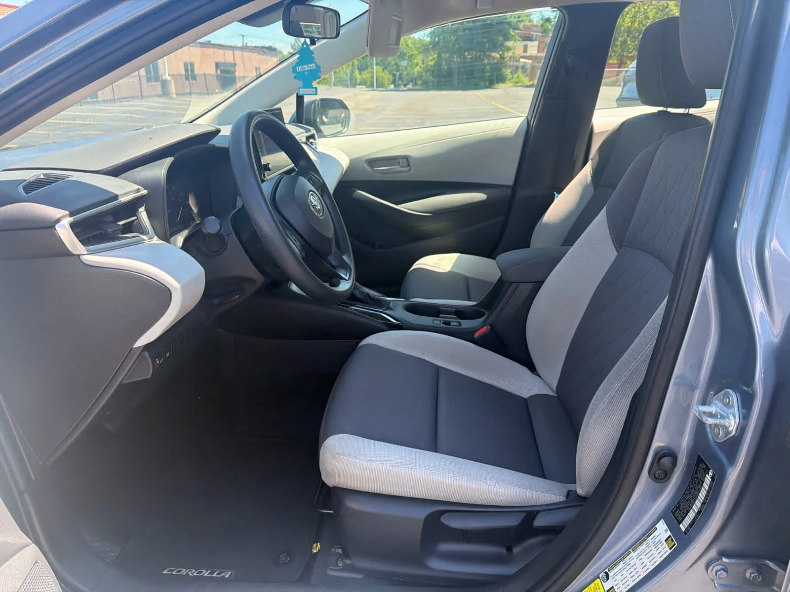 Used 2023 Celestite Toyota LE image 11