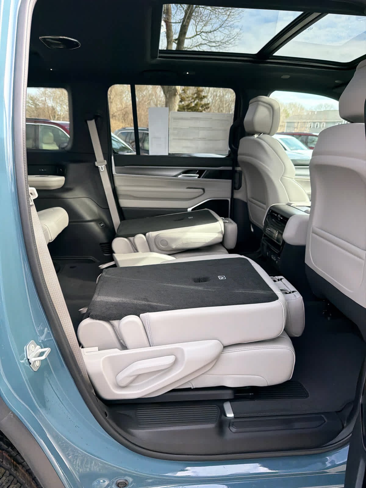 New 2026 Steel Blue Exterior Paint Jeep Limited Altitude image 25