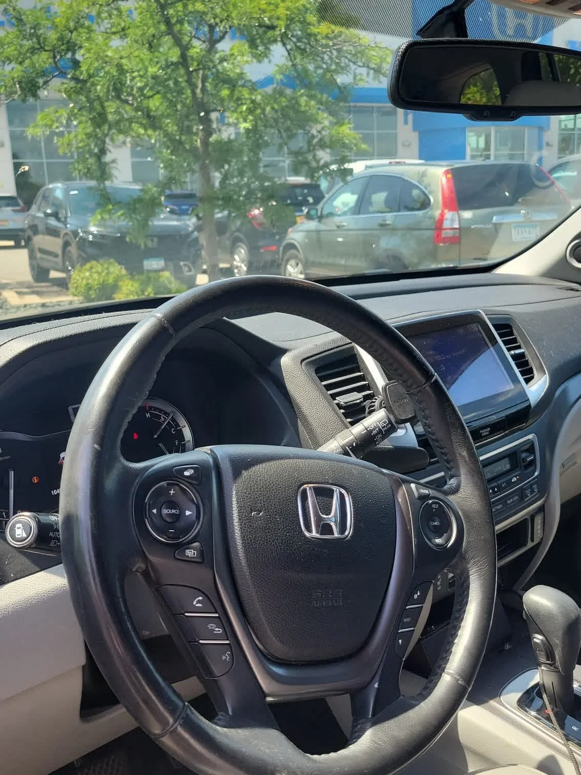 Certified Used 2017 Crystal Black Pearl Honda EX-L image 9